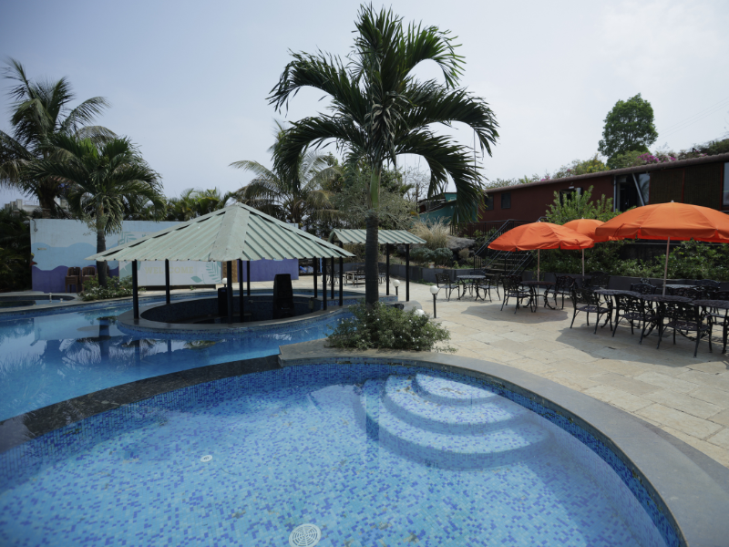 near Pune relax outing Station